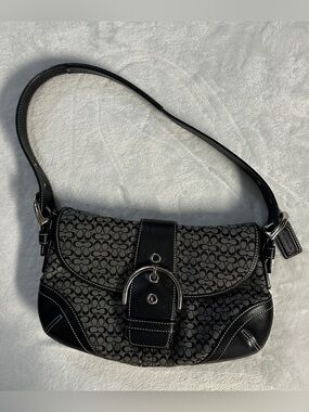 COACH vintage soho signature buckle flap black grey jacquard canvas shoulder bag